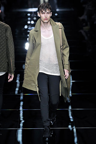 Burberry Prorsum / - 2011